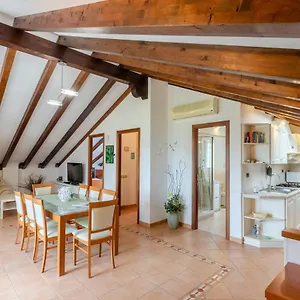 appartamento-ca-du-pescou.hotelitalianriviera.com/